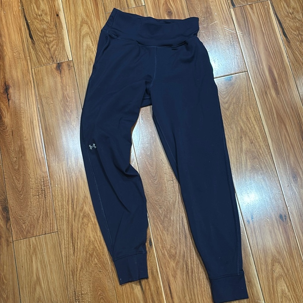 Under Armour youth joggers.